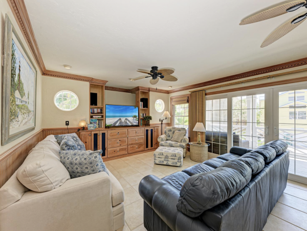 Anna Maria Vacation Home Almost on the Beach!