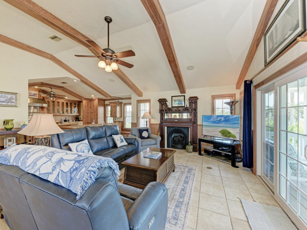 Anna Maria Vacation Home Almost on the Beach!