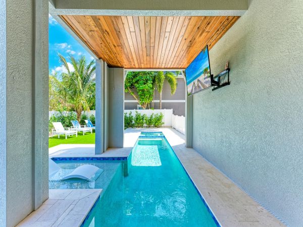 Anna Maria Vacation Home Almost on the Beach!
