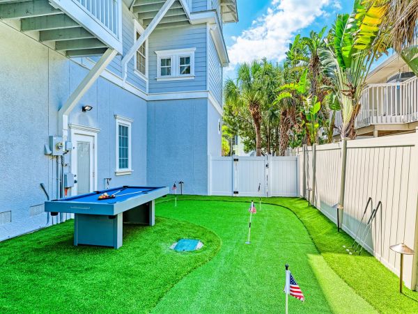 Anna Maria Vacation Home Almost on the Beach!