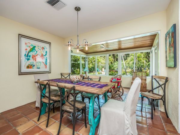 Anna Maria Vacation Rental Just Over Block to the Beach