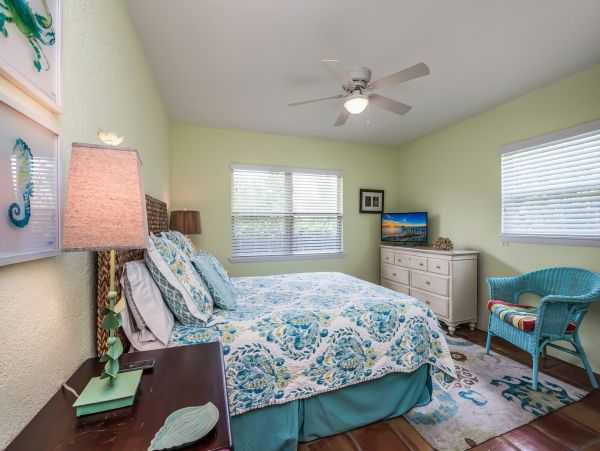 Anna Maria Vacation Rental Just Over Block to the Beach
