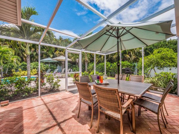 Anna Maria Vacation Rental Just Over Block to the Beach