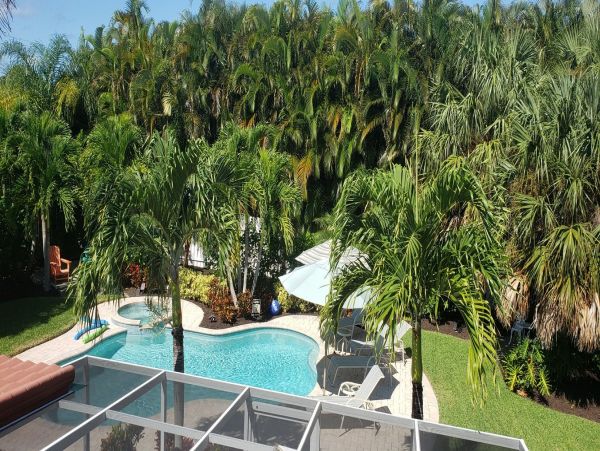 Anna Maria Vacation Rental Just Over Block to the Beach