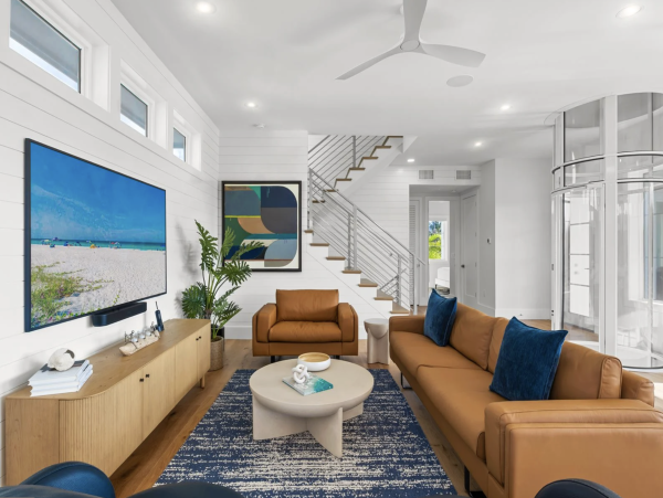 Anna Maria Island Vacation Rental - Holmes Beach Luxury Home