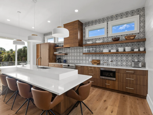 Anna Maria Island Vacation Rental - Holmes Beach Luxury Home