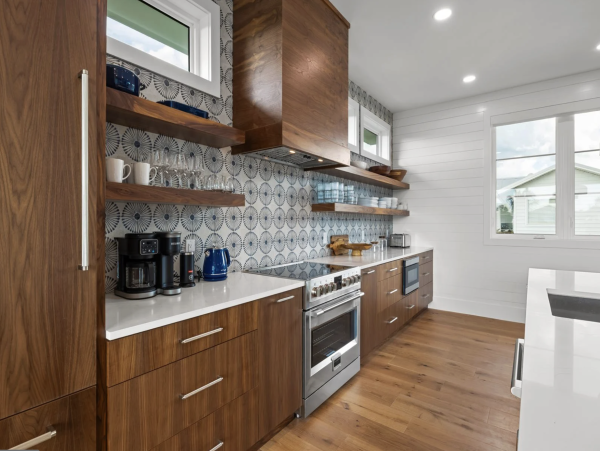 Anna Maria Island Vacation Rental - Holmes Beach Luxury Home