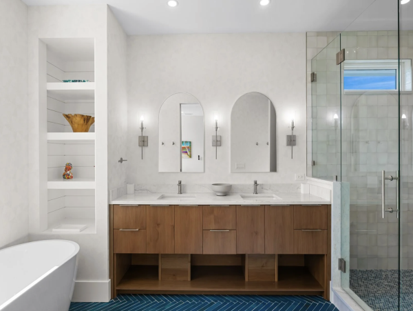 Anna Maria Island Vacation Rental - Holmes Beach Luxury Home