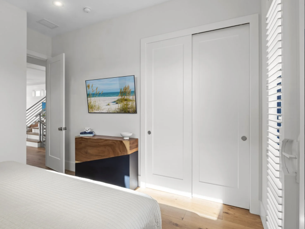 Anna Maria Island Vacation Rental - Holmes Beach Luxury Home