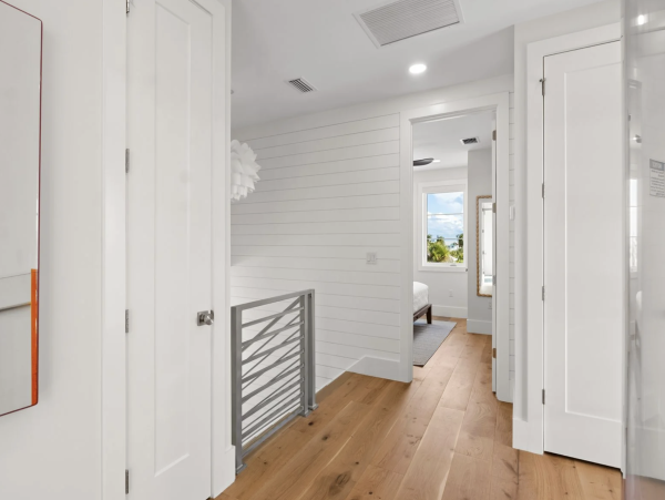 Anna Maria Island Vacation Rental - Holmes Beach Luxury Home