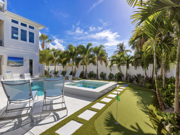 Anna Maria Island Vacation Rental - Holmes Beach Luxury Home