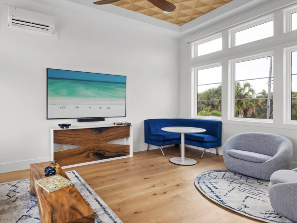 Anna Maria Island Vacation Rental - Holmes Beach Luxury Home