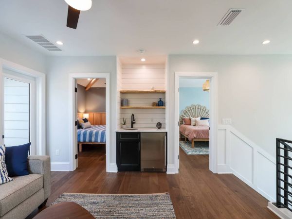 Anna Maria Luxury 4 Bedrooms, 5 Minute Walk to Beach