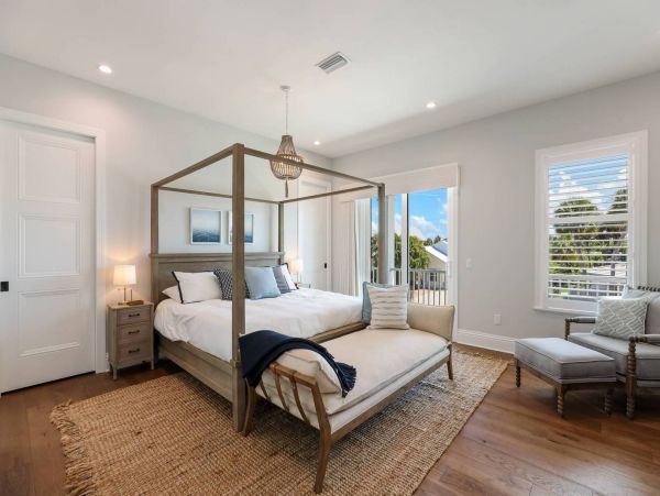 Anna Maria Luxury 4 Bedrooms, 5 Minute Walk to Beach