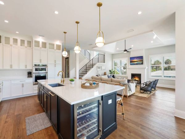 Anna Maria Luxury 4 Bedrooms, 5 Minute Walk to Beach