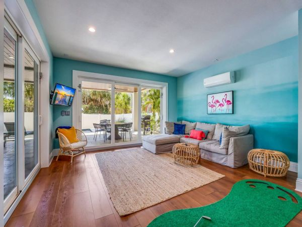 Anna Maria Luxury 4 Bedrooms, 5 Minute Walk to Beach
