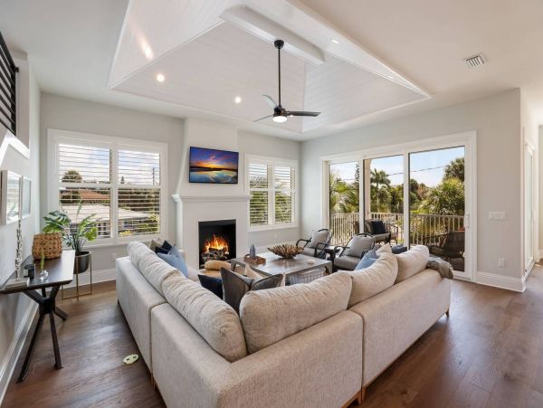 Anna Maria Luxury 4 Bedrooms, 5 Minute Walk to Beach
