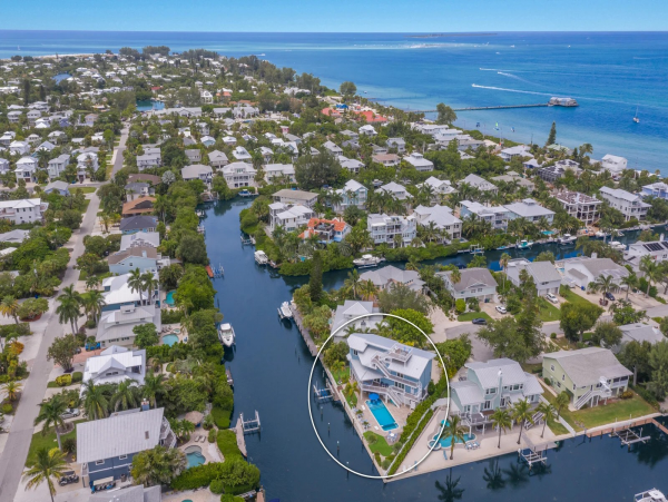 Anna Maria Island Holmes Beach Home 1035131