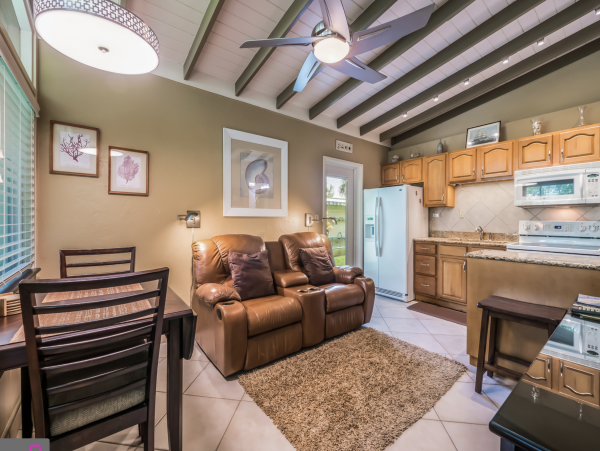 Walk to Beach Anna Maria Vacation Duplex