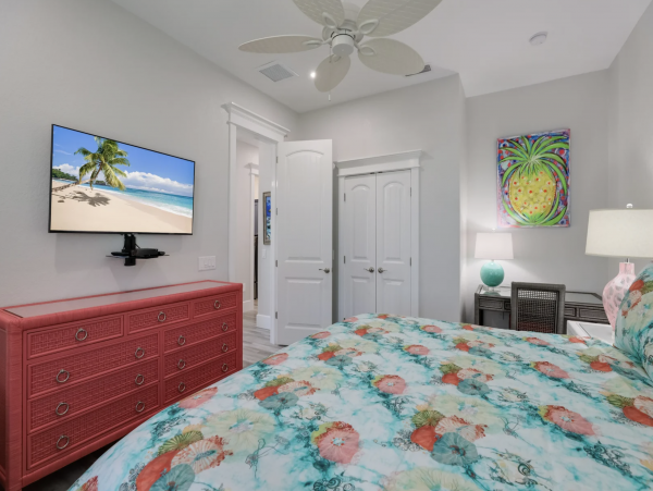 Anna Maria Four Bedroom Home with Pool & Spa 1.5 Blocks to Beach