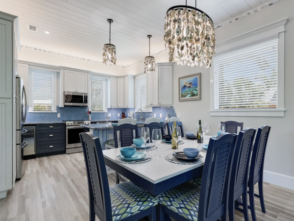 Anna Maria Four Bedroom Home with Pool & Spa 1.5 Blocks to Beach