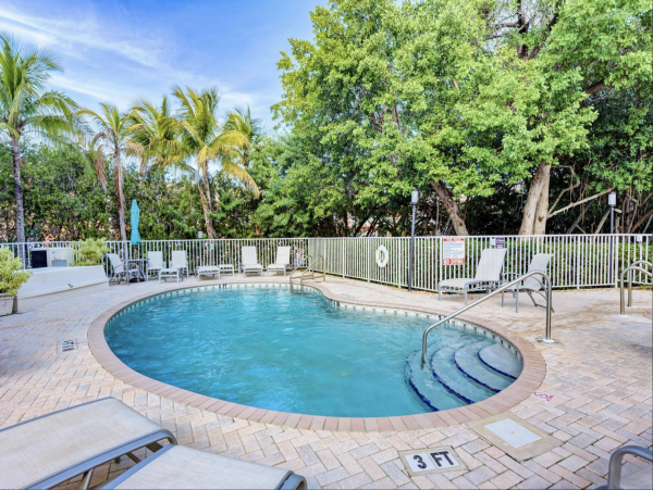 Bradenton Beach Vacation Rental Between the Gulf & the Bay