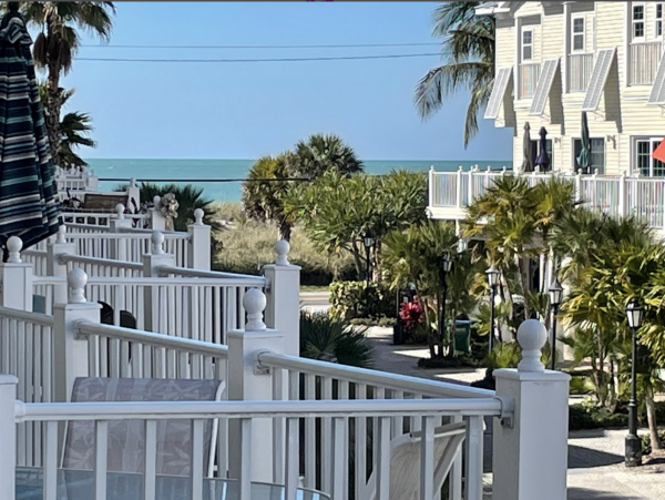Bradenton Beach Vacation Rental Between the Gulf & the Bay