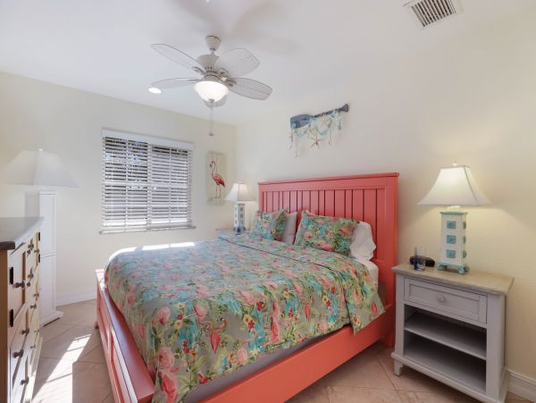 Beautiful 4 Bedroom Home with Pool & Short Walk to Beach