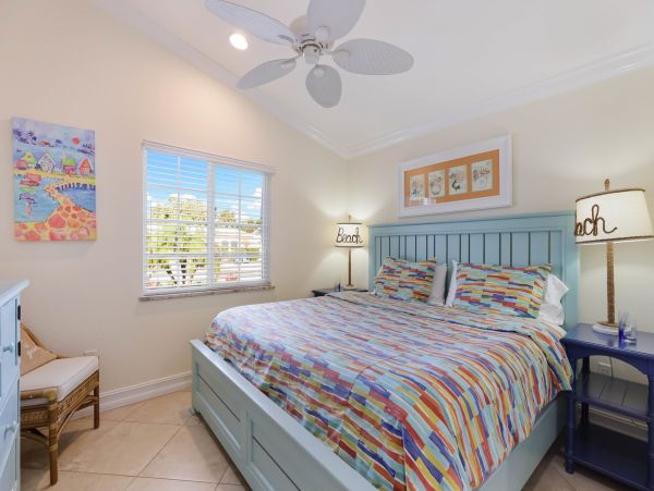 Beautiful 4 Bedroom Home with Pool & Short Walk to Beach