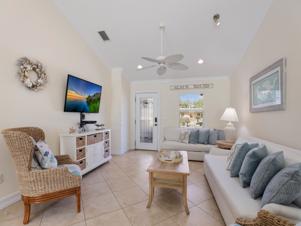Beautiful 4 Bedroom Home with Pool & Short Walk to Beach