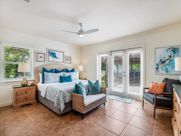 Waterside Vacation Home One Block to The Beach