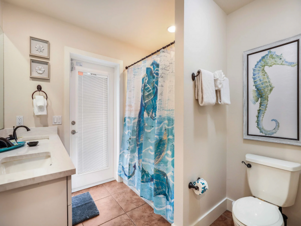 Waterside Vacation Home One Block to The Beach