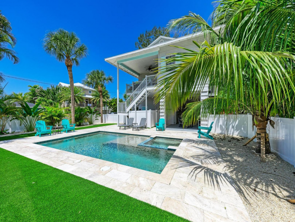 Anna Maria Island Holmes Beach Home 1035146