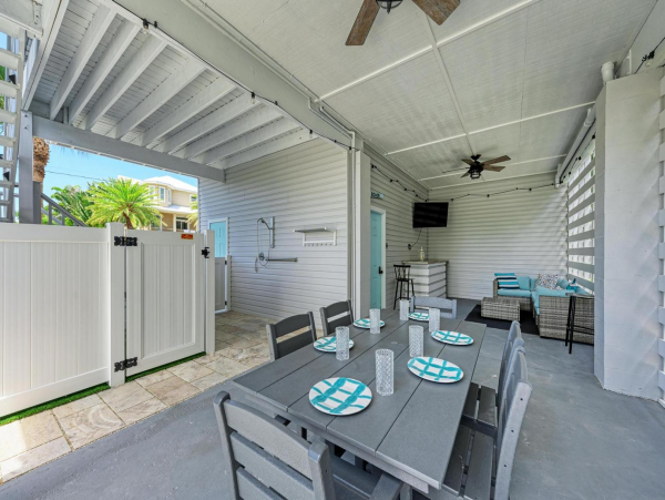 Anna Maria Island Holmes Beach Home 1035146
