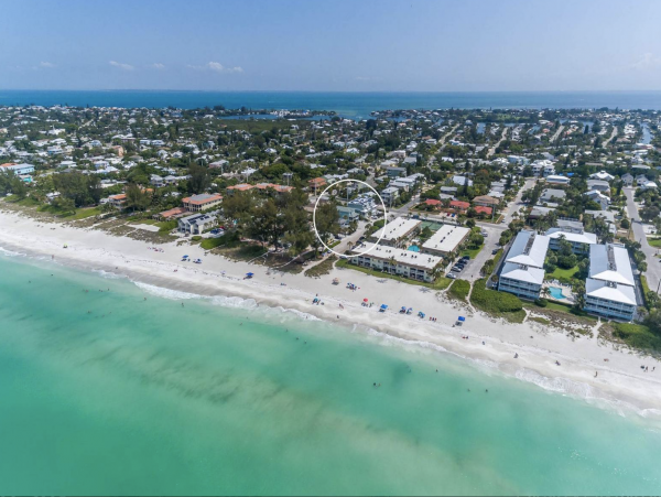 Anna Maria Island Five Bedroom Pool Upscale Vacation Home