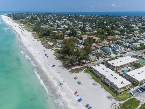 Anna Maria Island Five Bedroom Pool Upscale Vacation Home