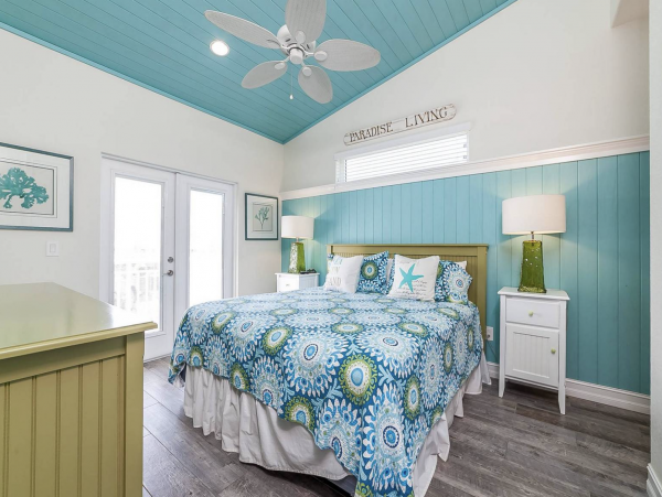 Anna Maria Island Five Bedroom Pool Upscale Vacation Home