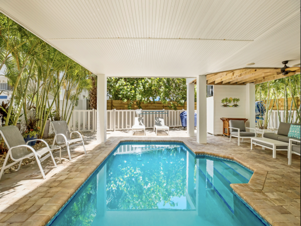 North End Anna Maria Luxury Pool Vacation Home