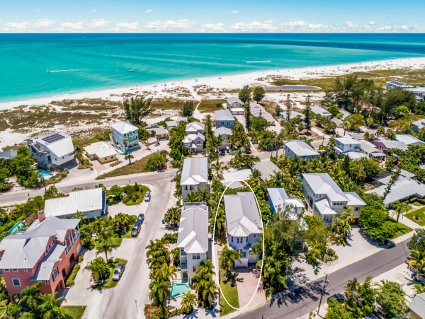 North End Anna Maria Luxury Pool Vacation Home