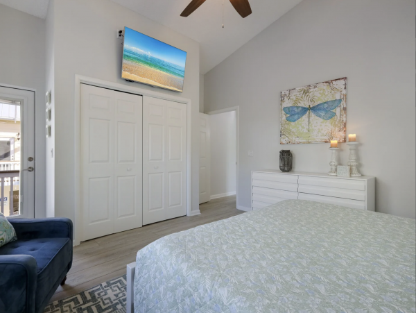 Holmes Beach Four Bedroom Lovely