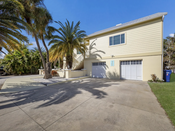 Holmes Beach Four Bedroom Lovely