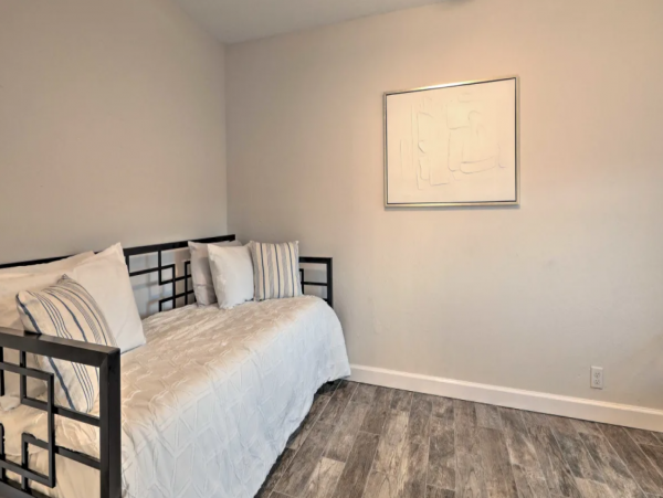 Bradenton 3 Bedroom Home with Game Room