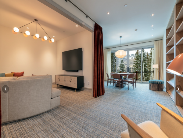 Sweeping views and exceptional ski in ski out access- Modern