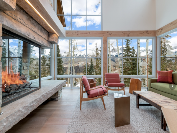 Sweeping views and exceptional ski in ski out access- Modern