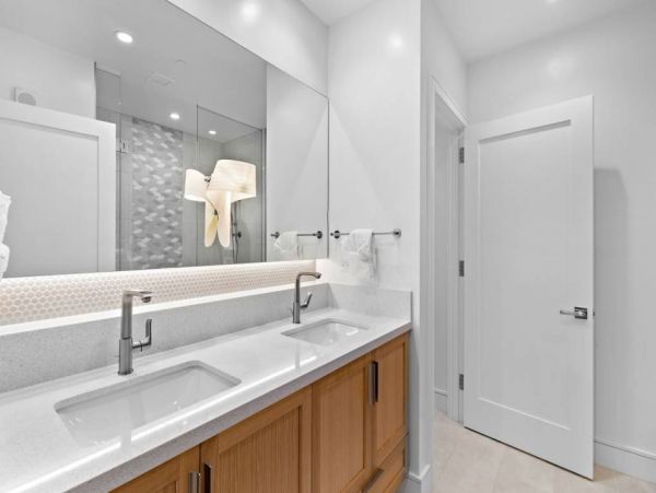 Kaanapali Vacation Condo with 6 Bedrooms