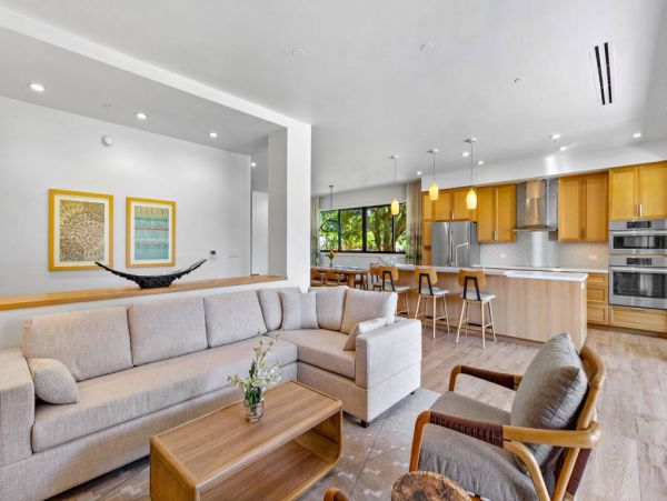 Kaanapali Vacation Condo with 6 Bedrooms