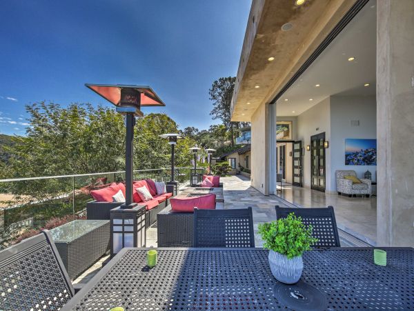 Luxury La Jola Five Bedroom Getaway With Panoramic Oceanview