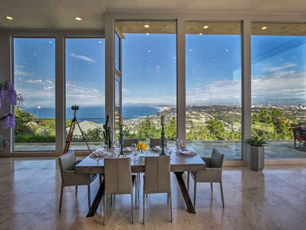 Luxury La Jola Five Bedroom Getaway With Panoramic Oceanview