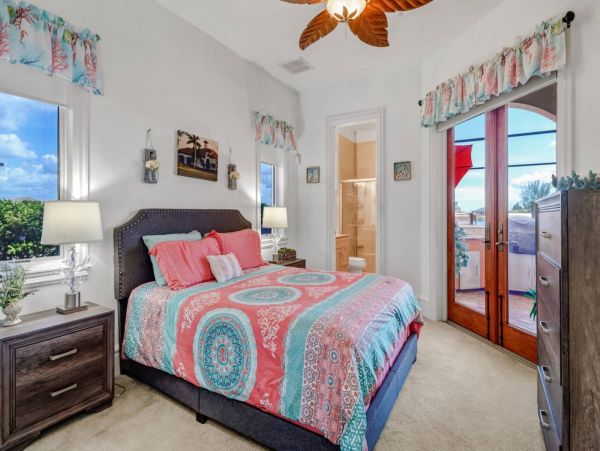Cape Coral Vacation Home Three Bedroom