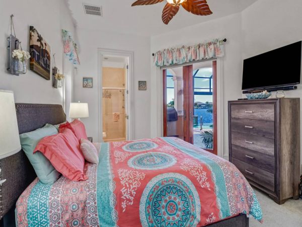 Cape Coral Vacation Home Three Bedroom